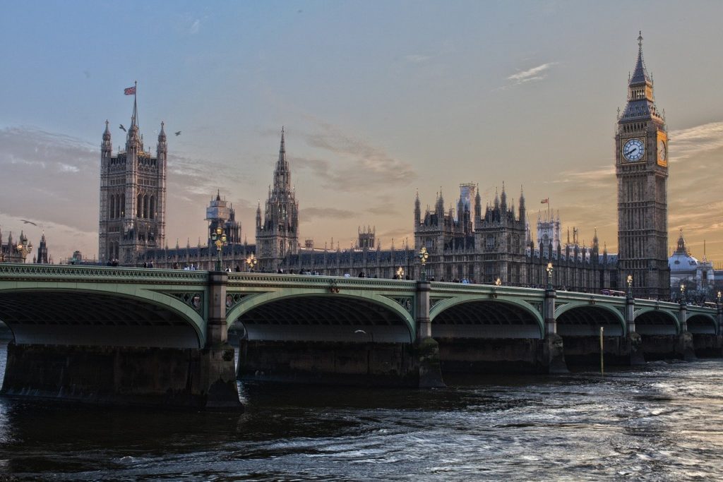 البرلمان البريطاني في لندن