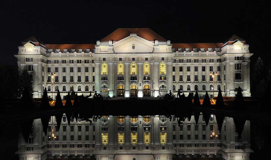 جامعة ديبرسين - المرتبة الرابعة على مستوى هنغاريا